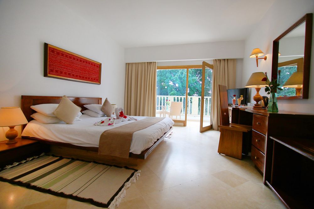THE ORANGERS BEACH RESORT & BUNGALOW - 22