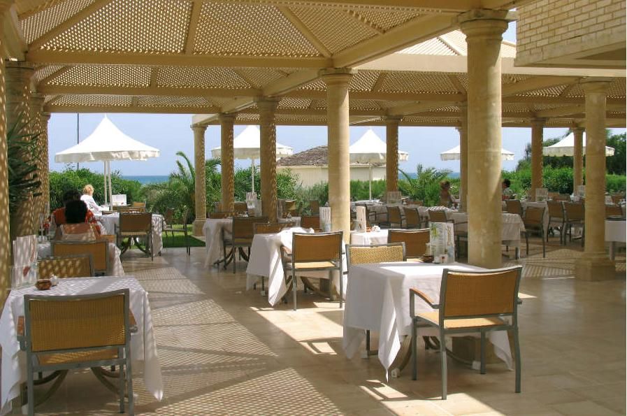 OCEANA HOTEL & SPA - 10