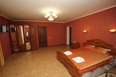 НА ЭСКАДРОННОЙ, ГК - 28