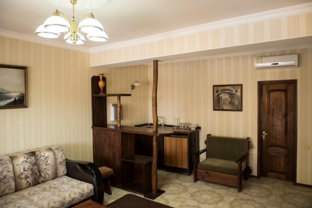 БАСТИОН, отель - 79