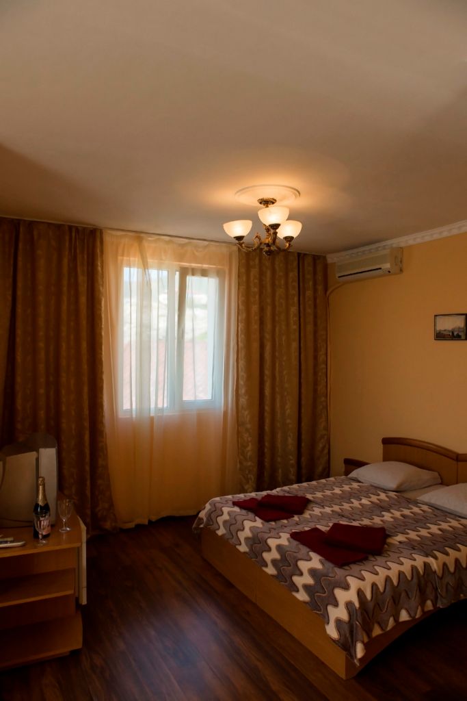 БАСТИОН, отель - 45