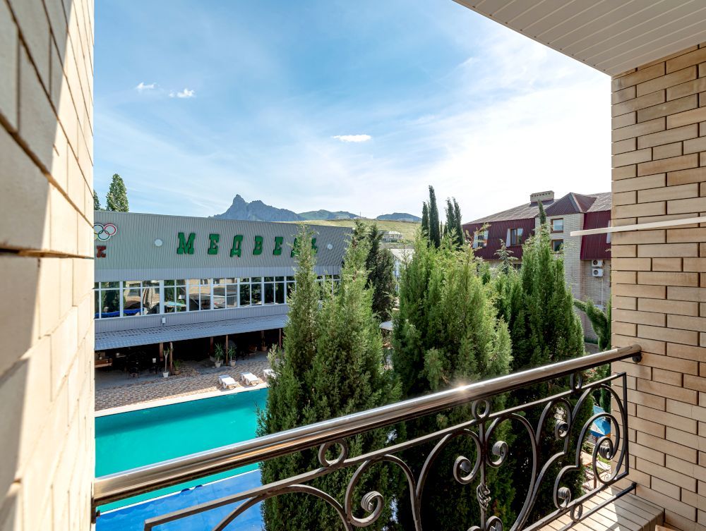 МЕДВЕДЬ RESORT - 53