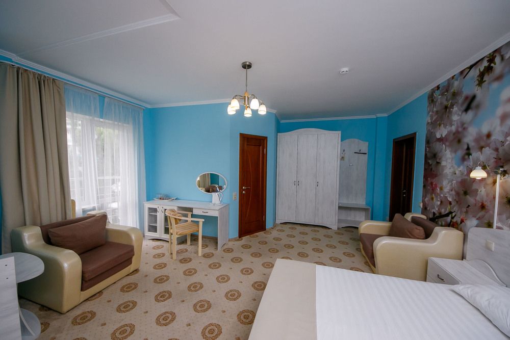 ФЕЕРИЯ, гостиница - 52