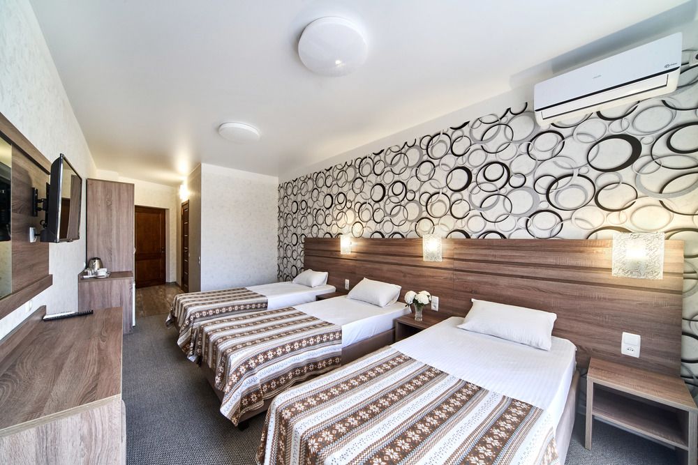 КРЫМСКАЯ НИЦЦА, гостевой дом - 26