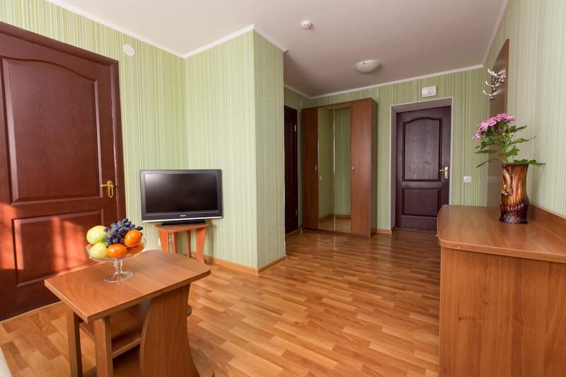 СЛАВУТИЧ, санаторий - 51