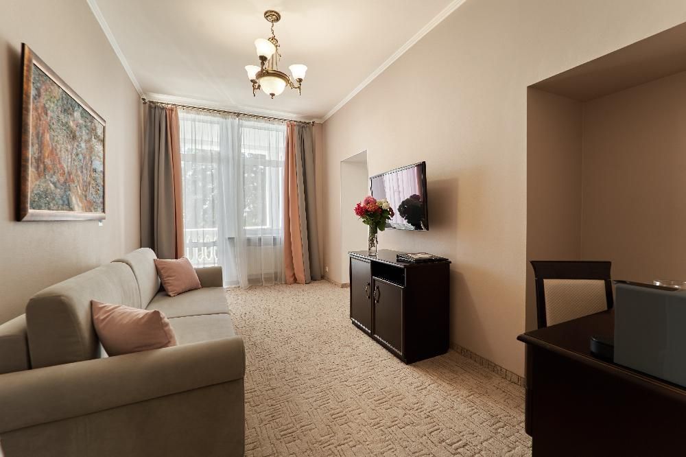 УСАДЬБА ГОЛУБОЙ ЗАЛИВ (Симеиз) - 81