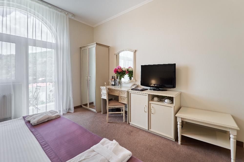 УСАДЬБА ГОЛУБОЙ ЗАЛИВ (Симеиз) - 51