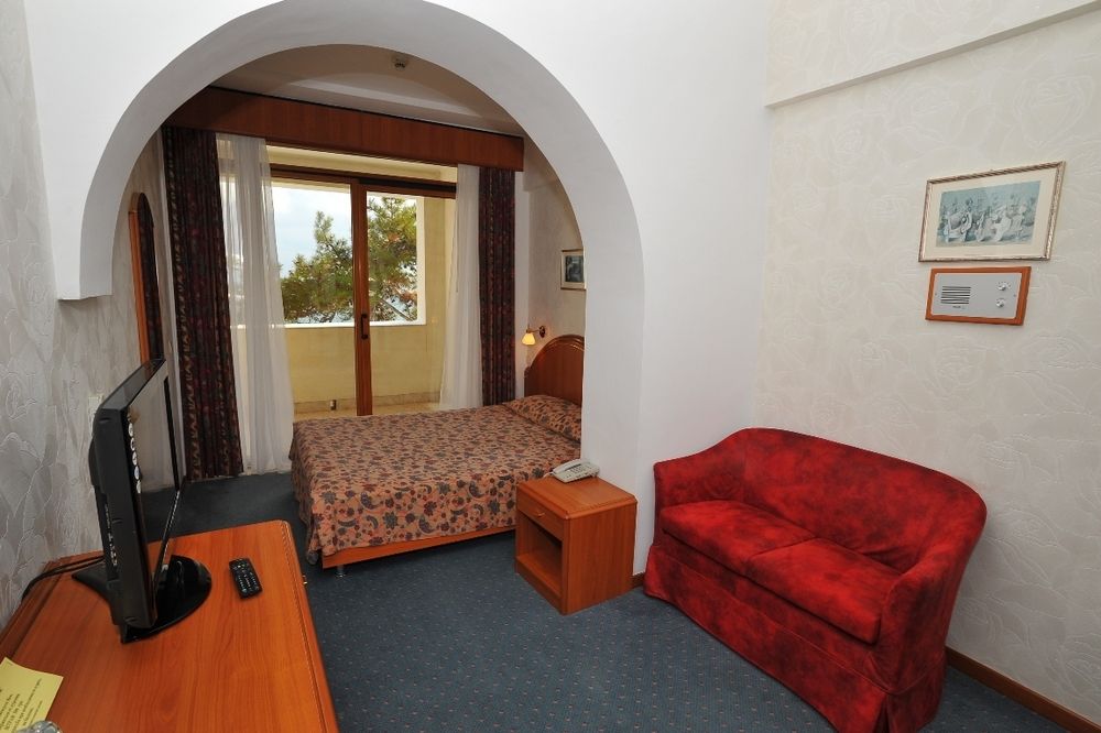 СОСНОВАЯ РОЩА, санаторий - 76