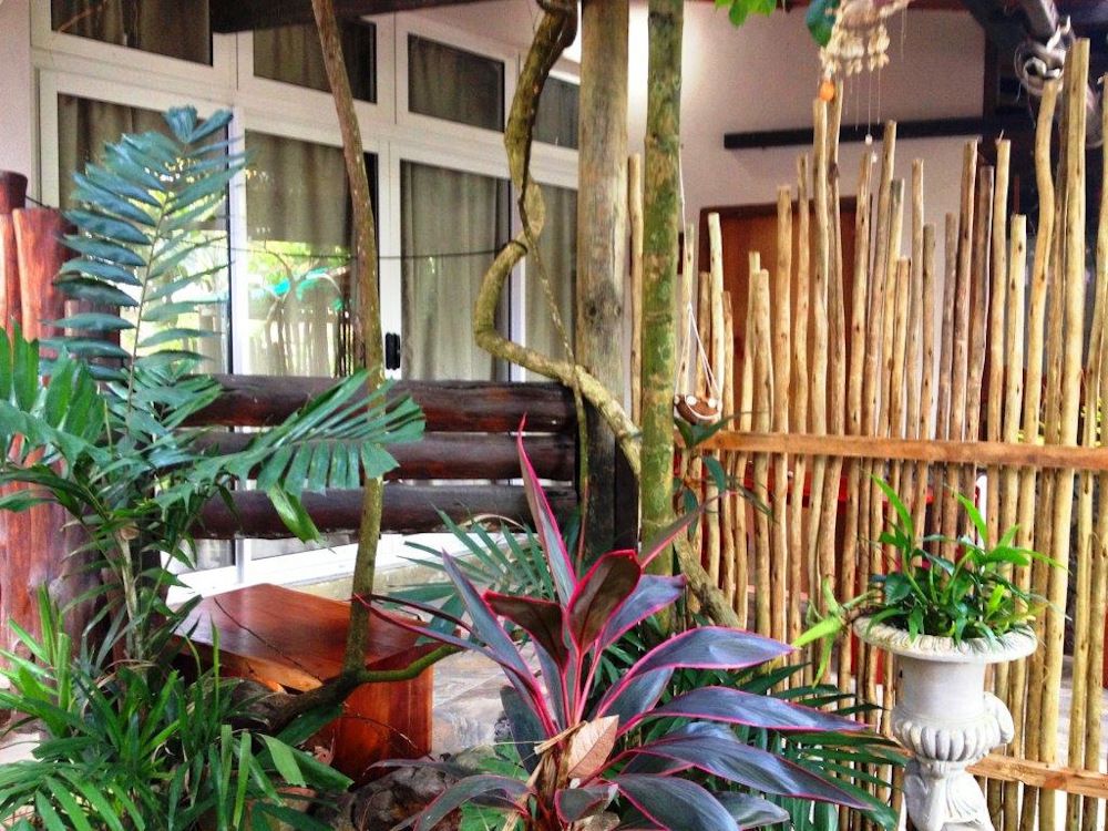 ROMANCE BUNGALOWS - 7