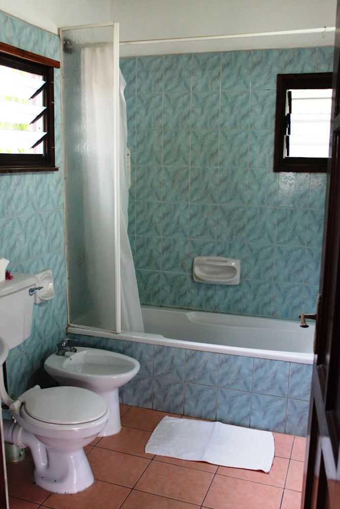 ROMANCE BUNGALOWS - 16