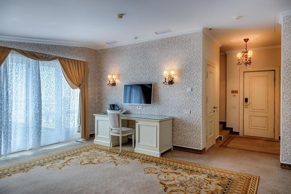 PALMIRA PALACE (ПАЛЬМИРА ПАЛАС), отель - 100