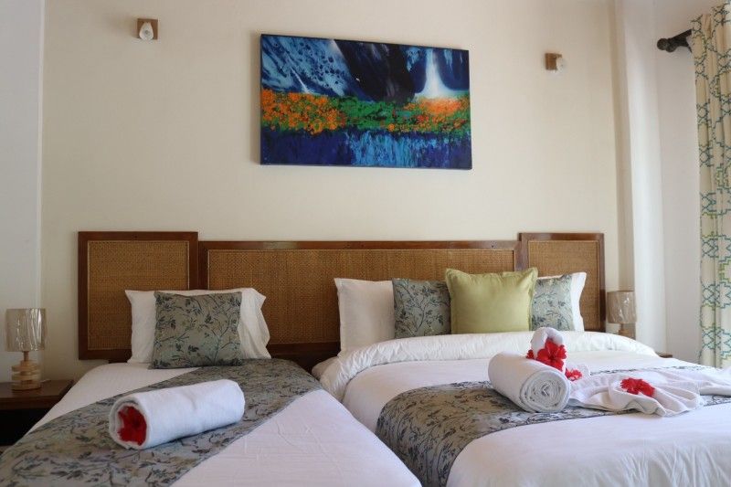 MOUNTAIN VIEW HOTEL - 7