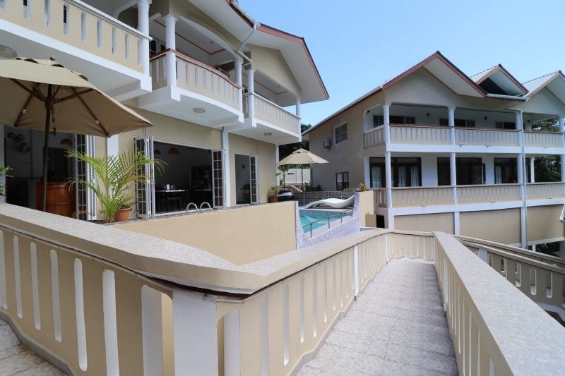 MOUNTAIN VIEW HOTEL - 1