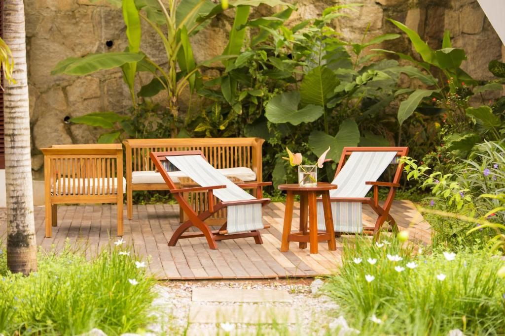 HILLTOP BOUTIQUE HOTEL - 4
