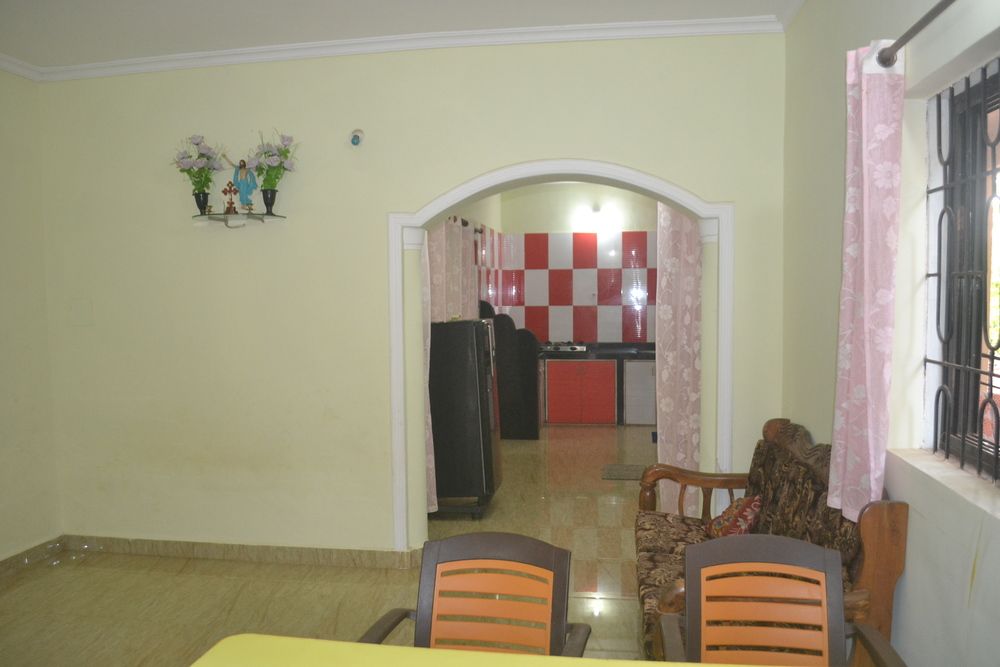 IVON GUESTHOUSE - 29