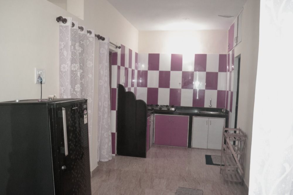 IVON GUESTHOUSE - 50