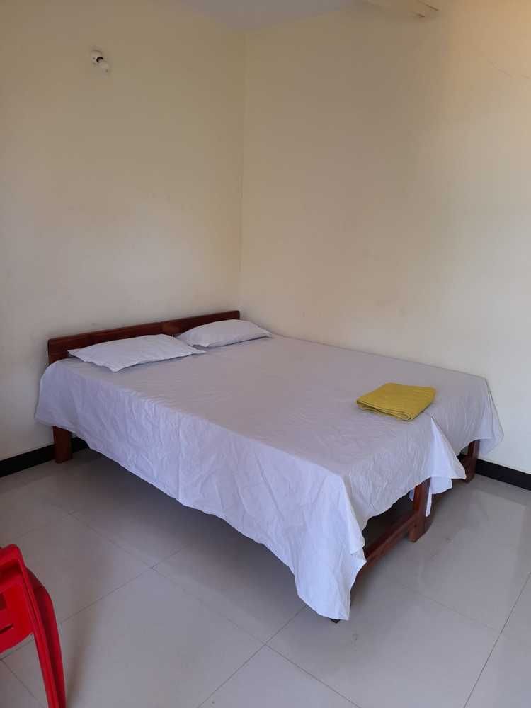 CAMILOS INN GUESTHOUSE - 8