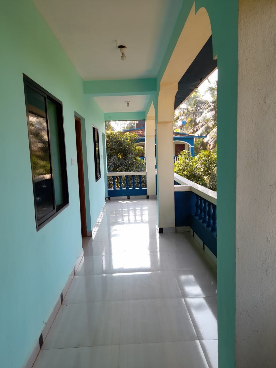 CAMILOS INN GUESTHOUSE - 7