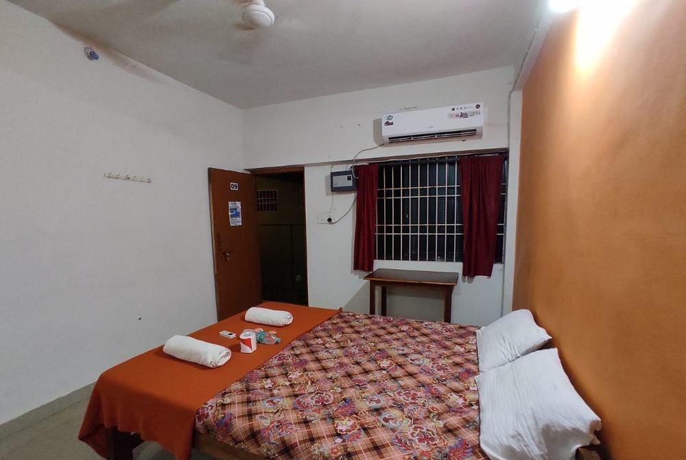 SHANTI GUESTHOUSE - 24