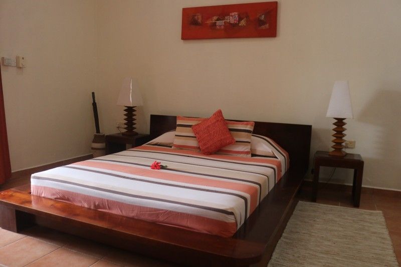 THE BRITANNIA HOTEL - 8