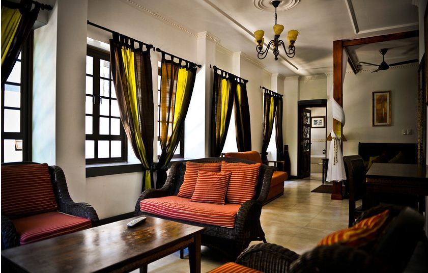 CHATEAU ST CLOUD - 10