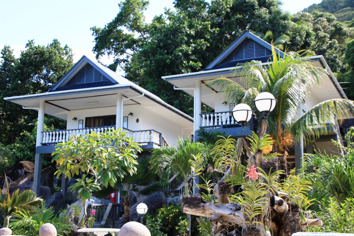 CHATEAU ST CLOUD - 3