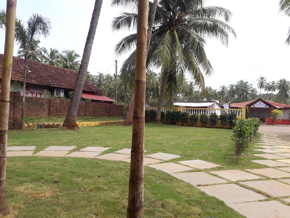 LA VEGA RESORT GUESTHOUSE - 4