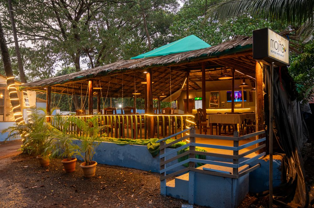 CIROC BEACH RESORT - 35