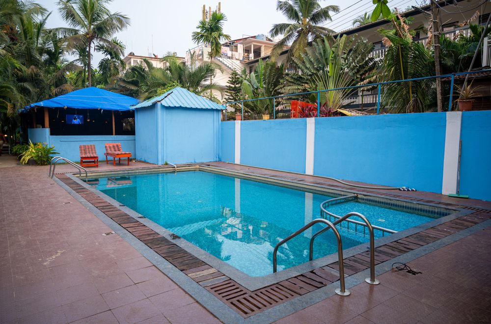 CIROC BEACH RESORT - 25