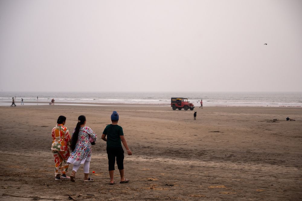 CIROC BEACH RESORT - 18