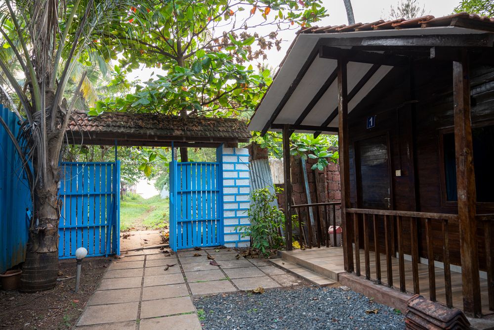 CIROC BEACH RESORT - 12