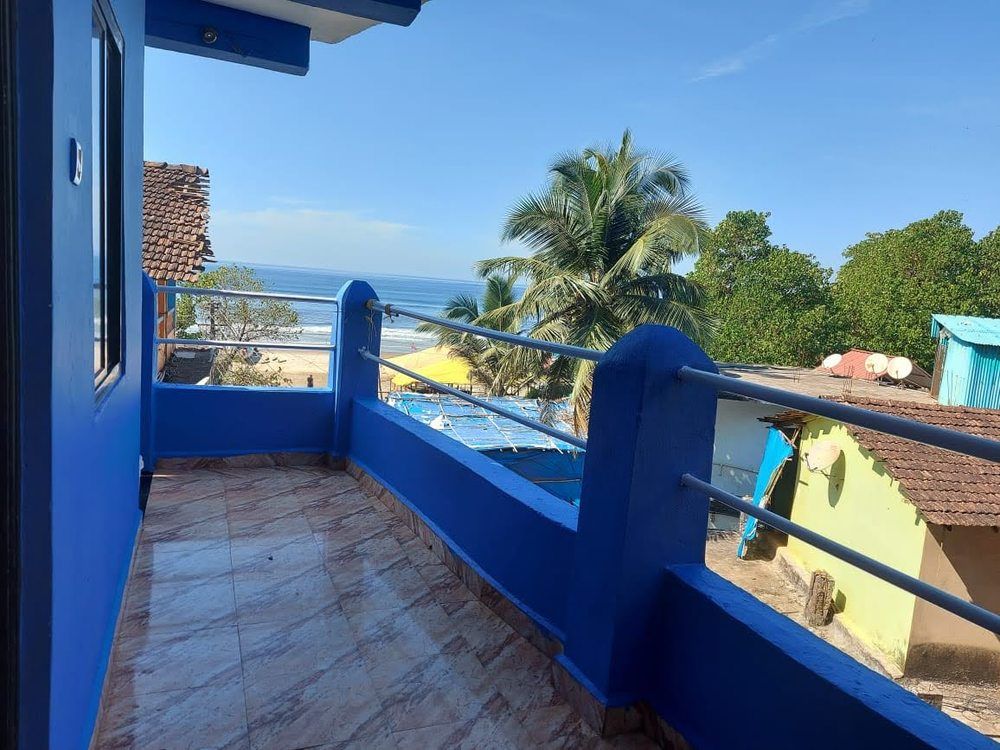 RED ROCK BEACH HOTEL GUESTHOUSE - 14