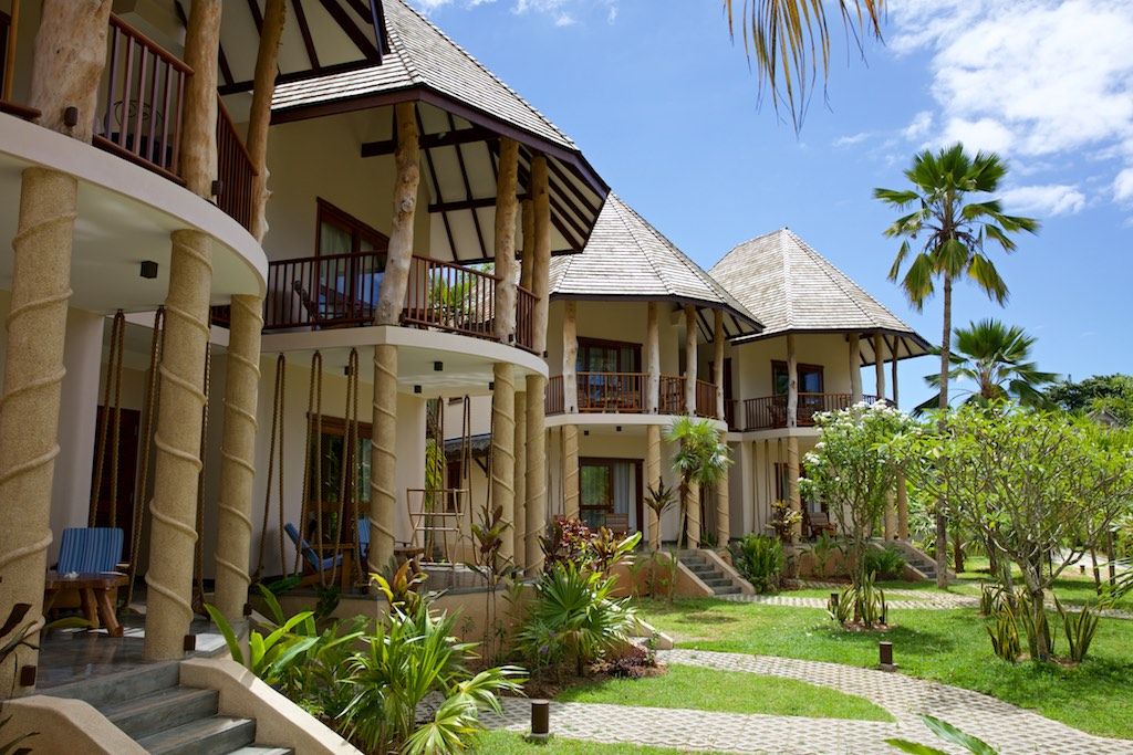 LES LAURIERS ECO HOTEL & RESTAURANT - 3