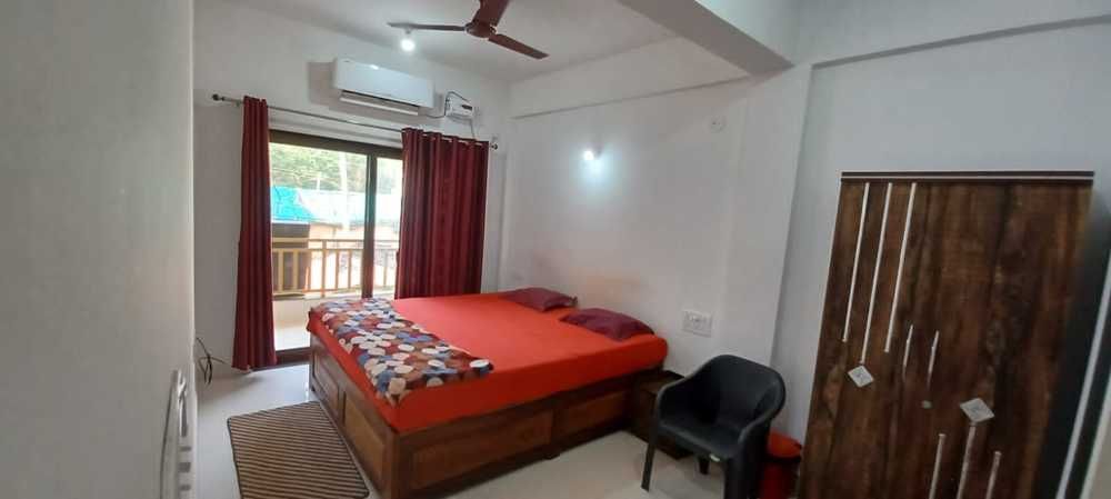PRAKASH HOLIDAY INN GUESTHOUSE (ex. RISHI HOUSE) - 28