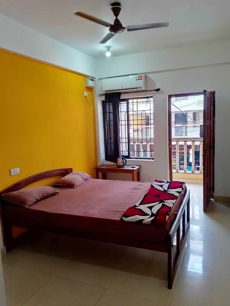 PRAKASH HOLIDAY INN GUESTHOUSE (ex. RISHI HOUSE) - 12