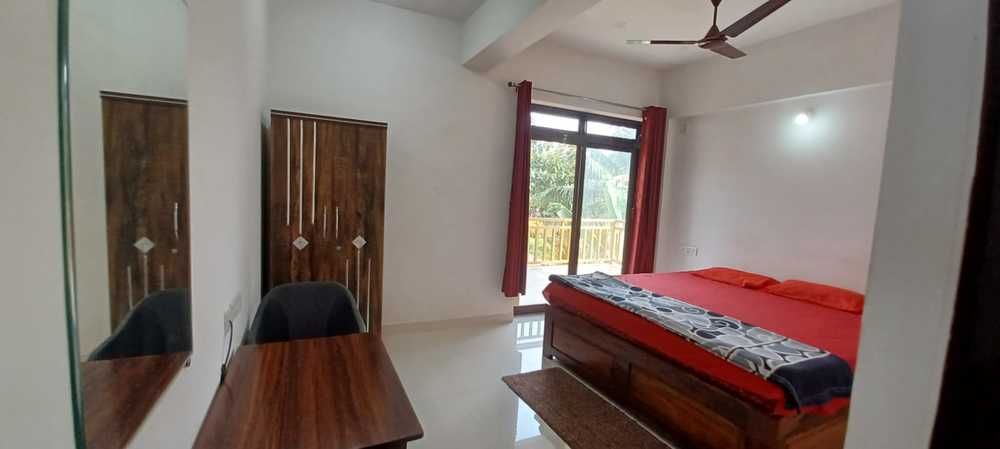 PRAKASH HOLIDAY INN GUESTHOUSE (ex. RISHI HOUSE) - 27