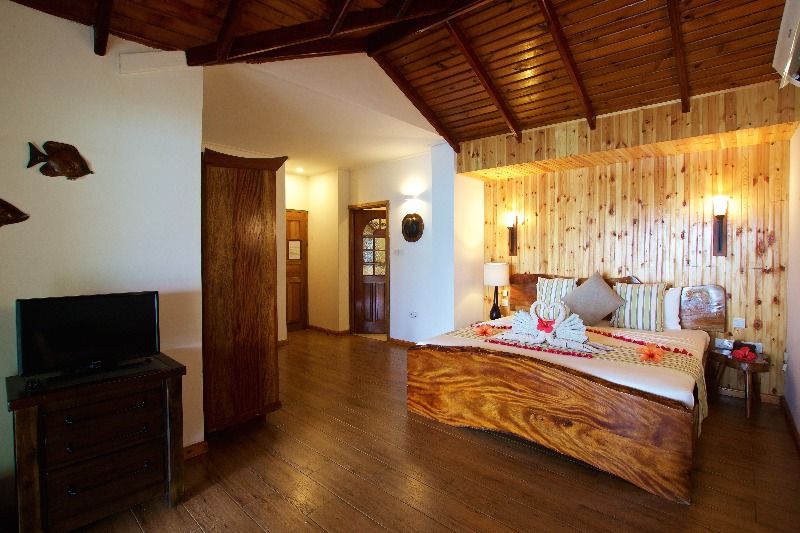 COLIBRI PRASLIN SEYCHELLES - 27