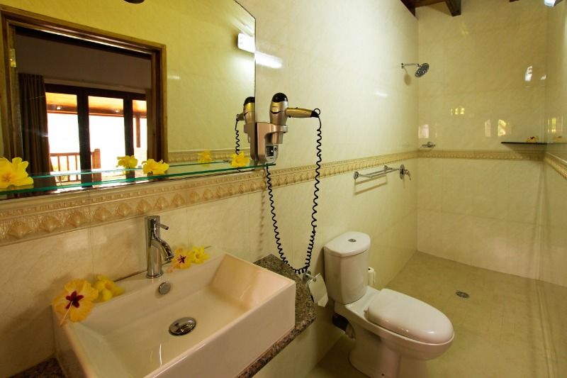 COLIBRI PRASLIN SEYCHELLES - 29