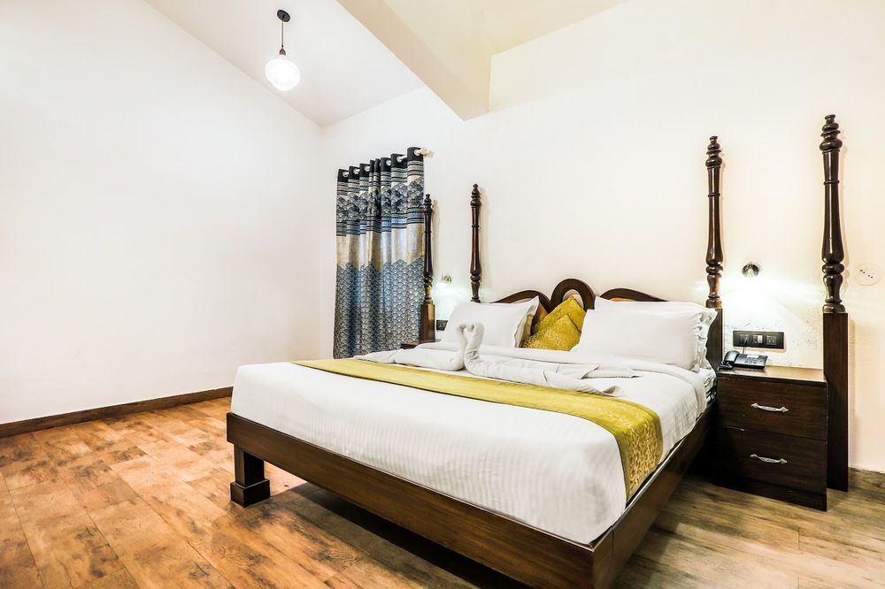 BEACH HOUSE HOTEL - 10