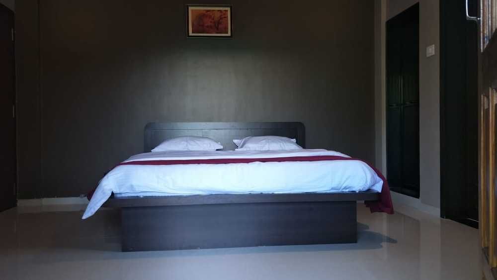 THE LITTLE NEST - 15