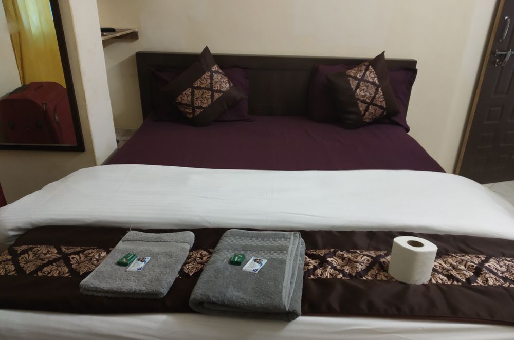 THE LITTLE NEST - 10