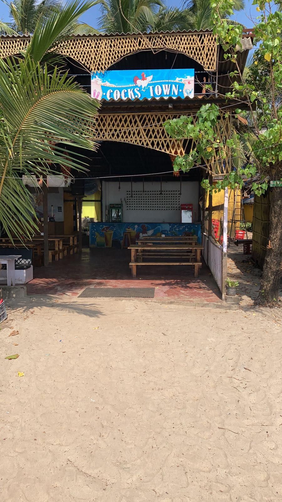 COCKS TOWN BEACH STAY GUESTHOUSE - 5