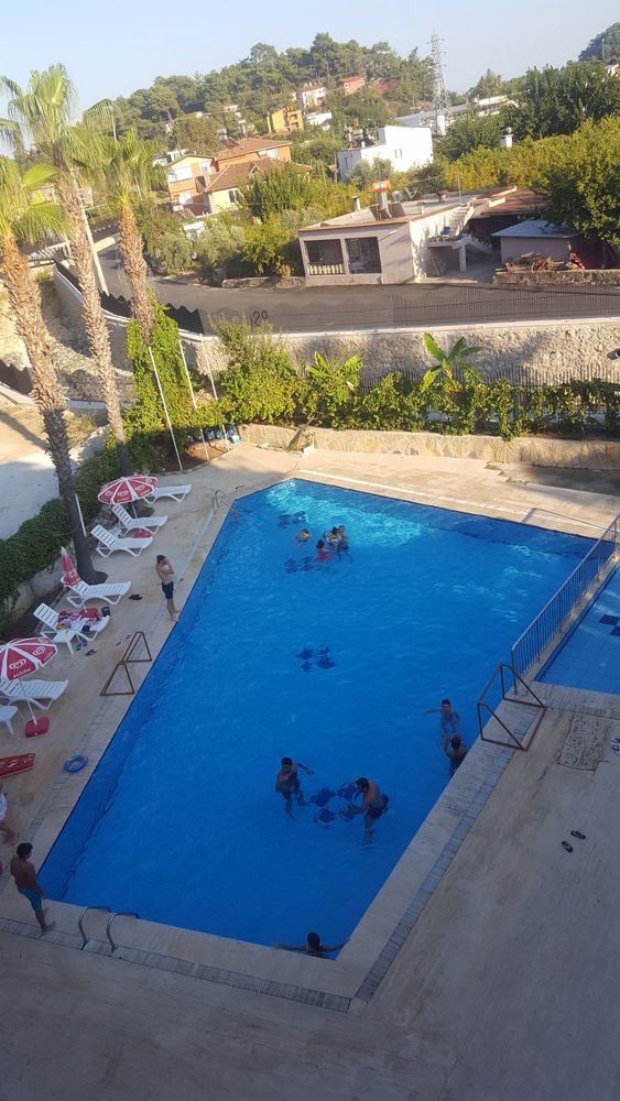 Oranj Ranch Hotel - 2