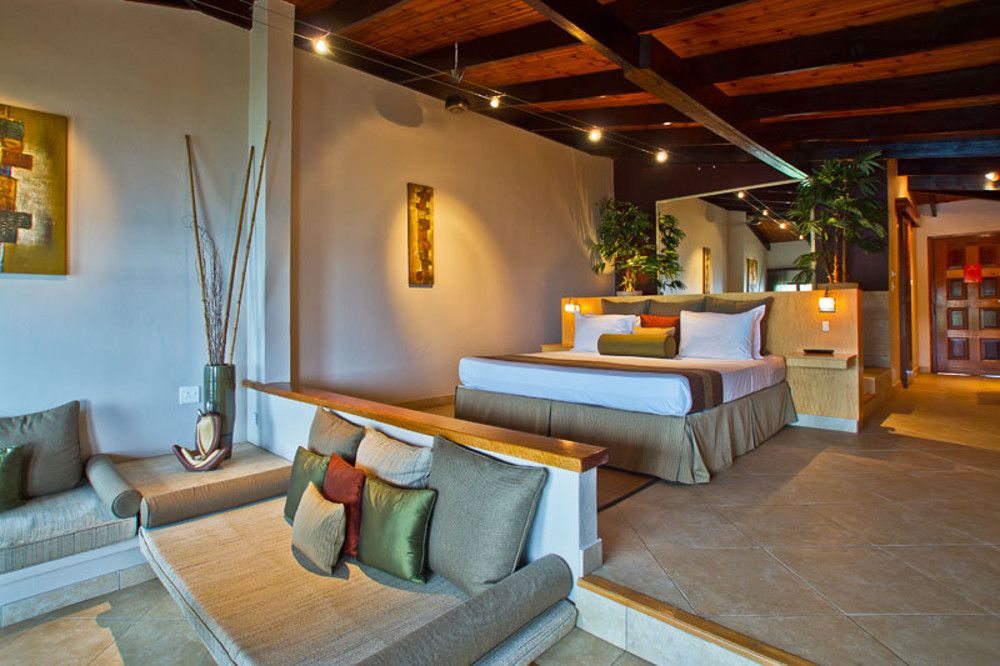 THE COCO DE MER HOTEL & BLACK PARROT SUITES - 26