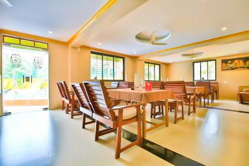 ASHVEM BEACH INN - 6