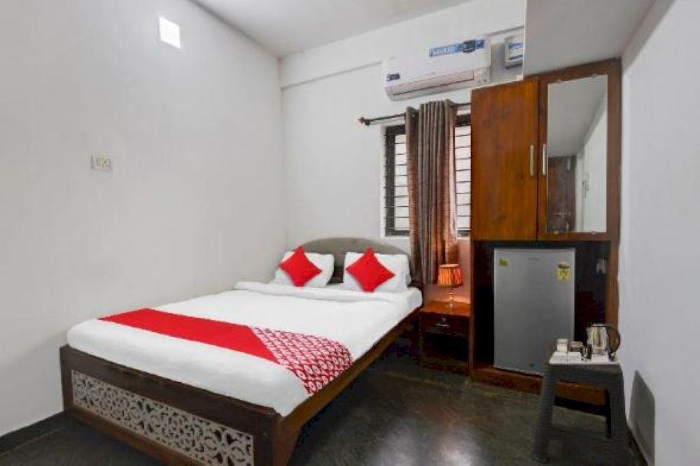 AARVI GUESTHOUSE - 4