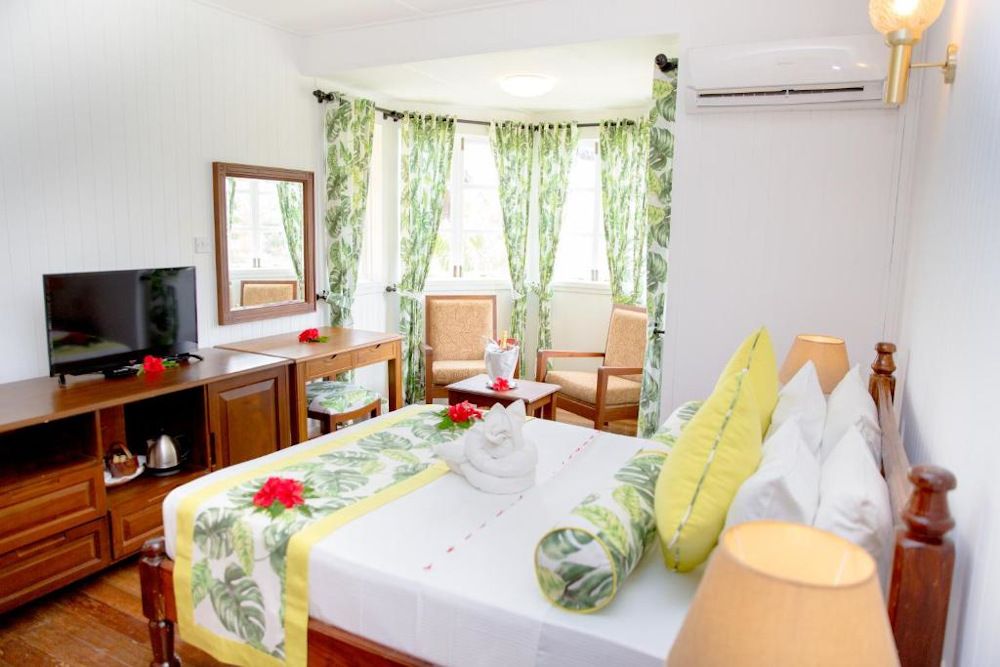 LA DIGUE ISLAND LODGE - 18