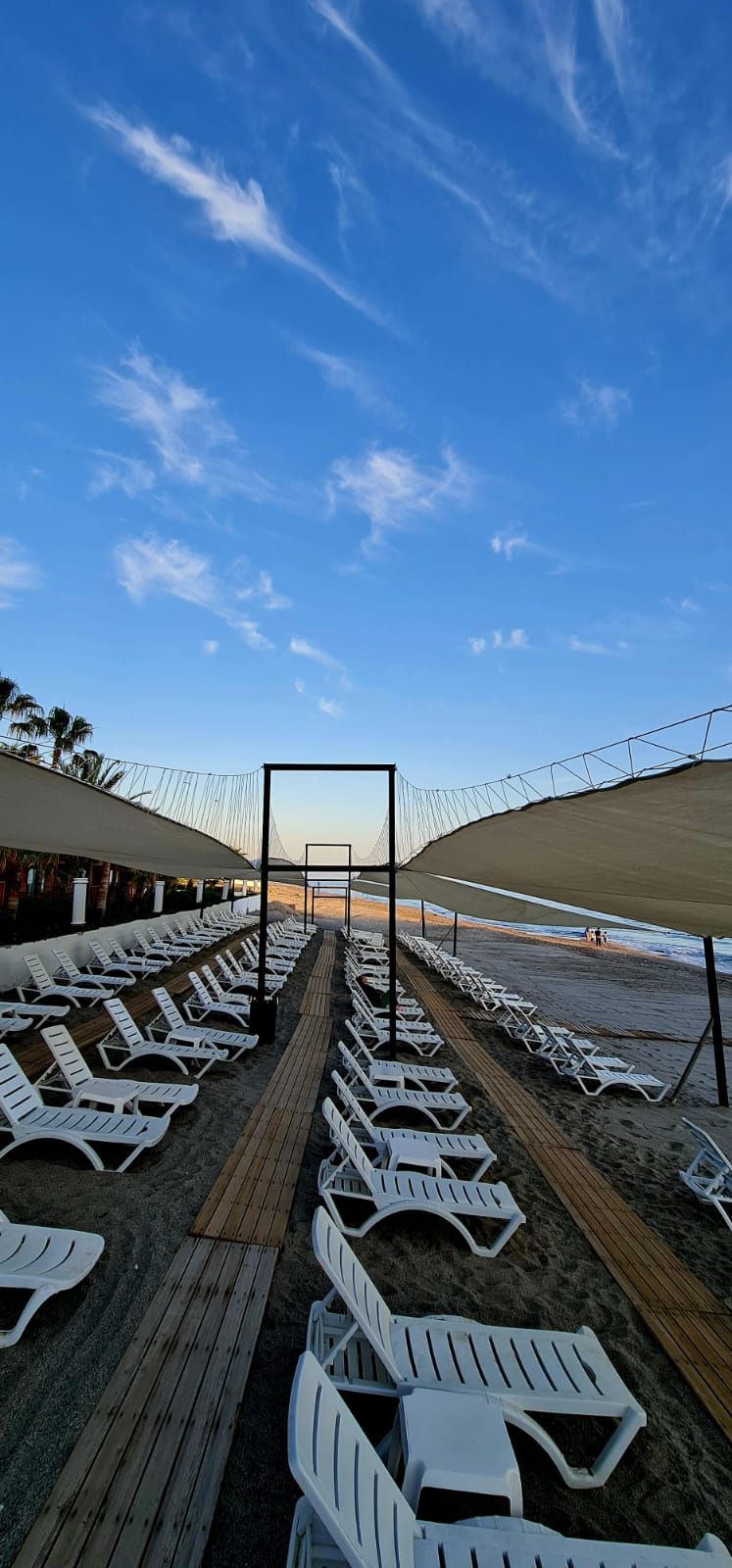 Green Paradise Beach Hotel - 5