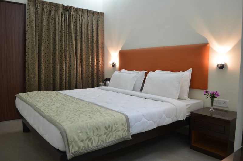 THE BYKE OLD ANCHOR - 33