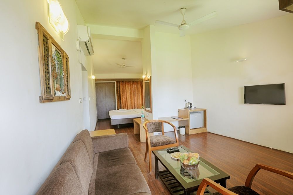 THE BYKE OLD ANCHOR - 28